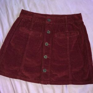 Corduroy skirt with pockets